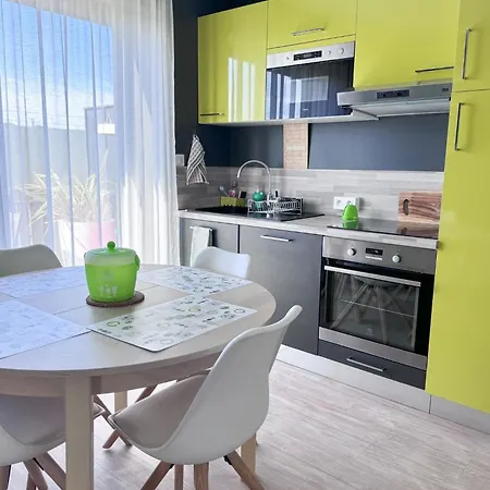 Bien Situe Reservation Du Samedi Au Samedi Minimum Appartement *